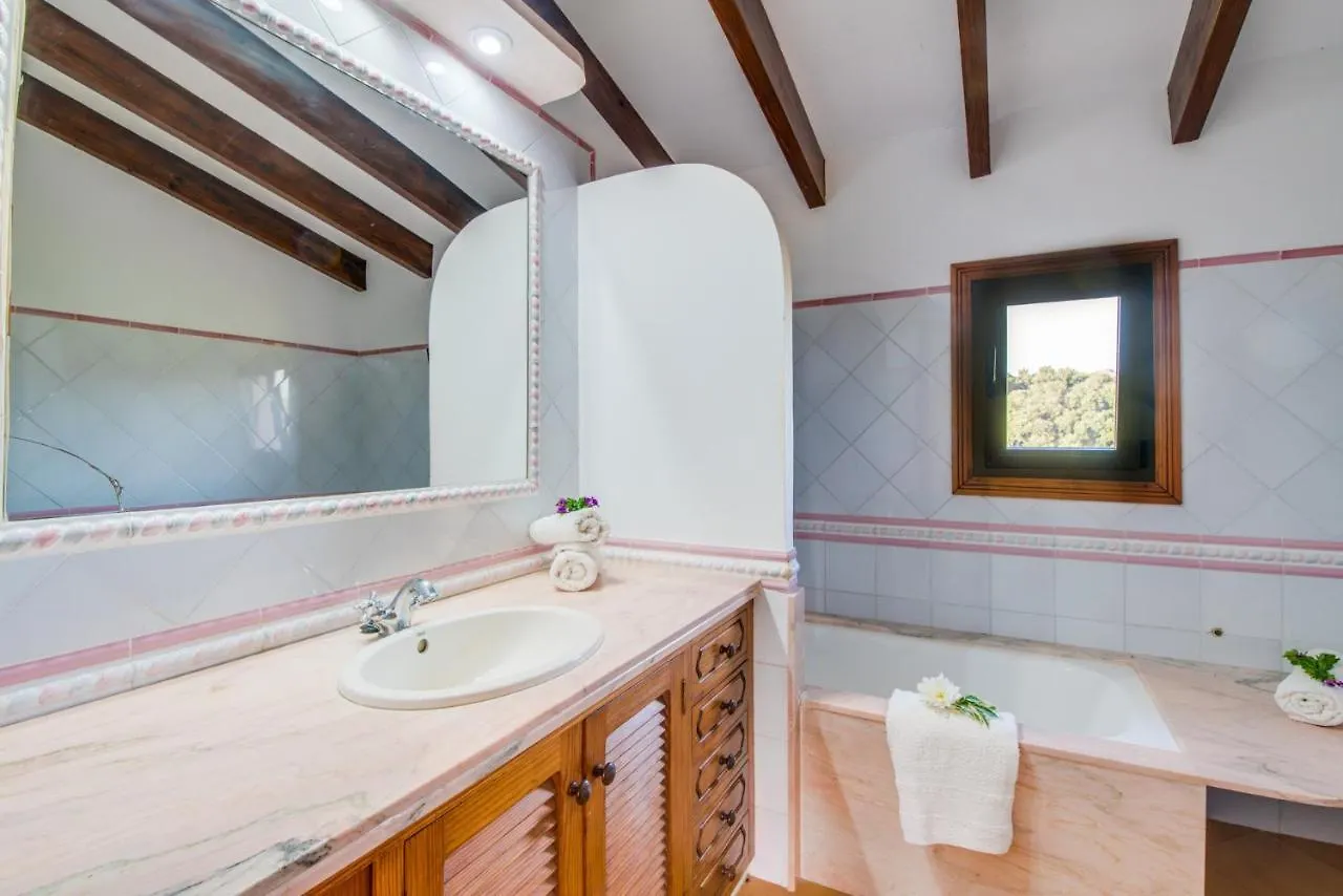 Ideal Property Mallorca - Can Carabassot Pollenca Country house